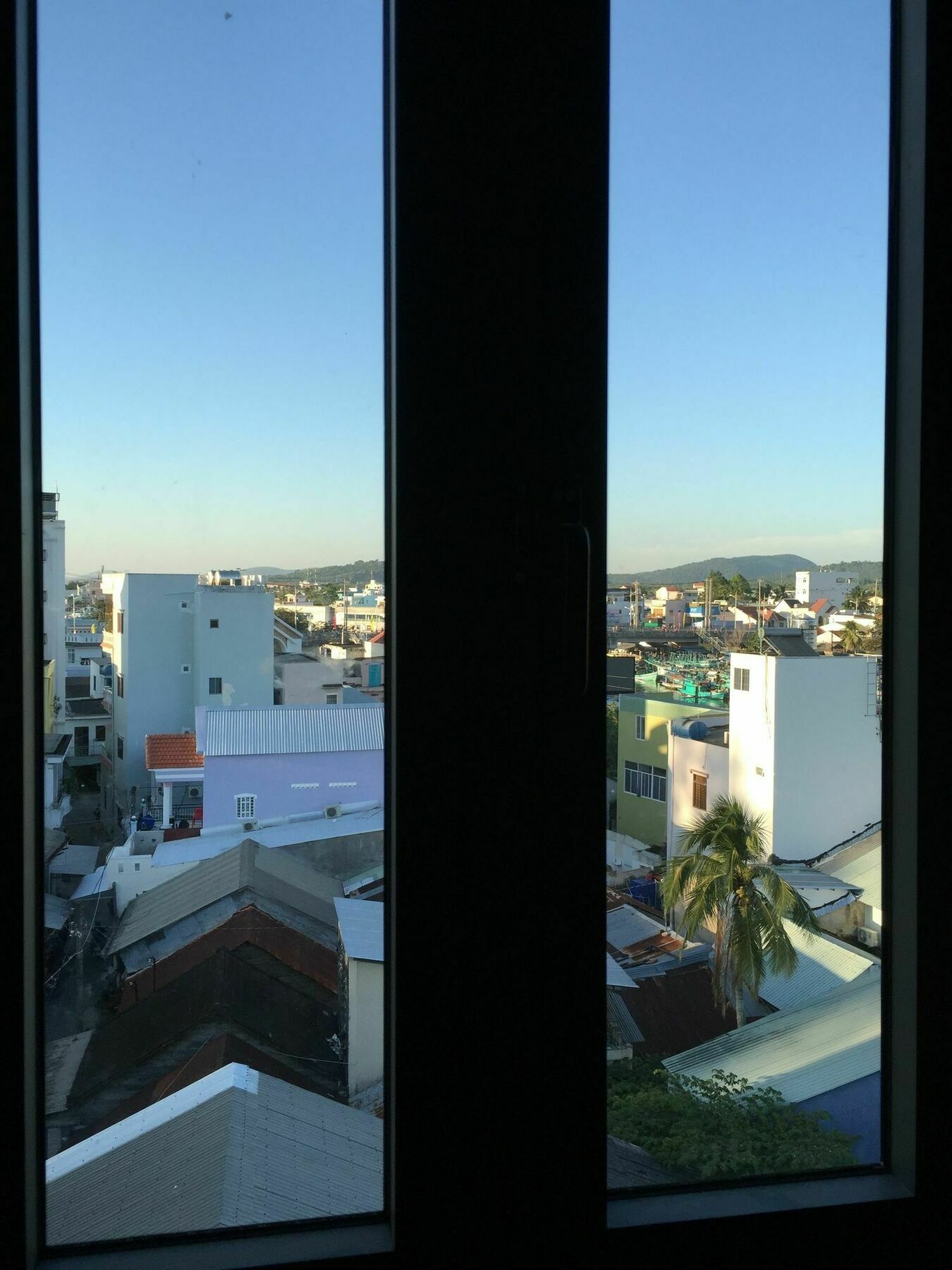 Guest house Ngan Giang 2*