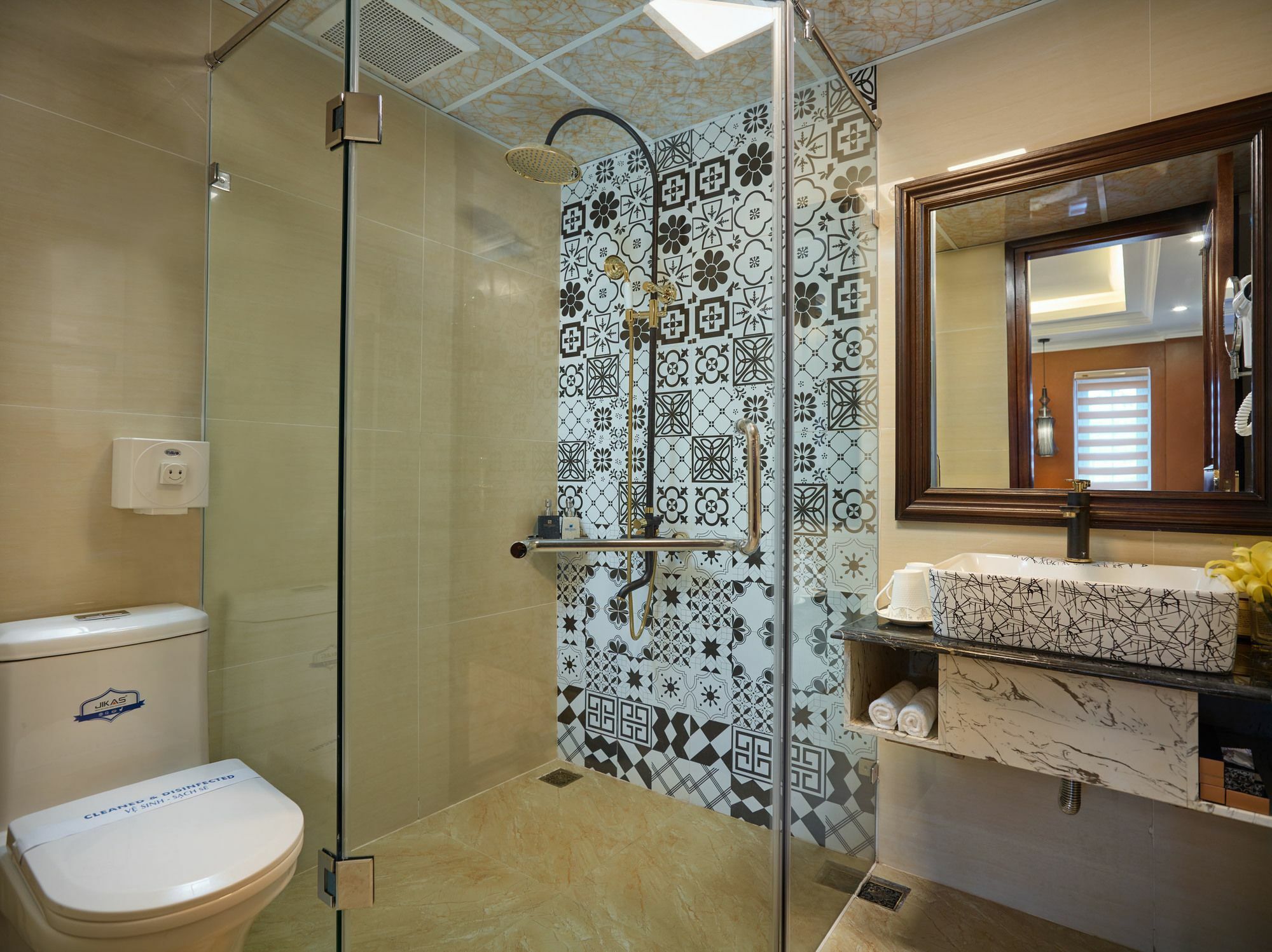 Eden Boutique & Hotel 4*