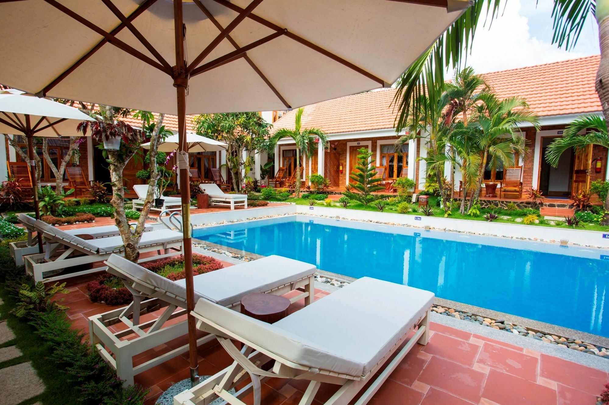 Resort Little Garden 2*