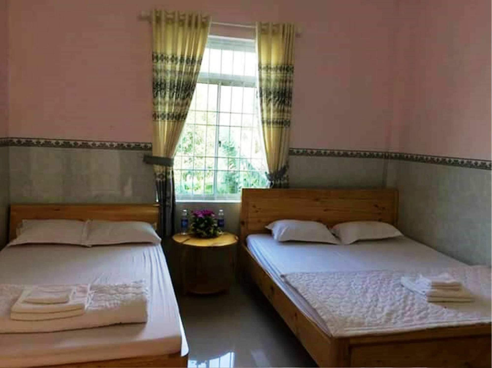 Y Thu 2* Phú Quốc