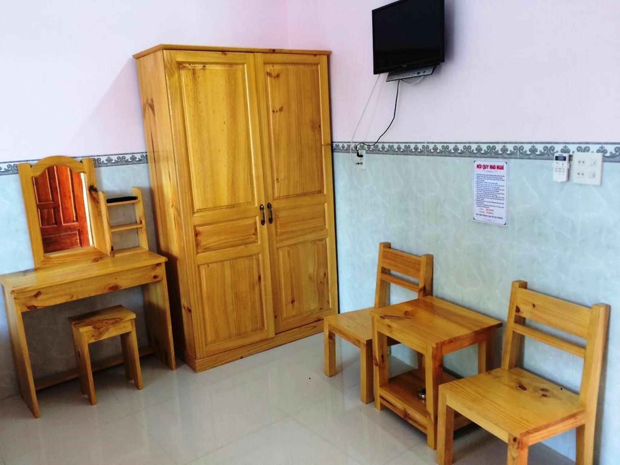 Y Thu Phú Quốc