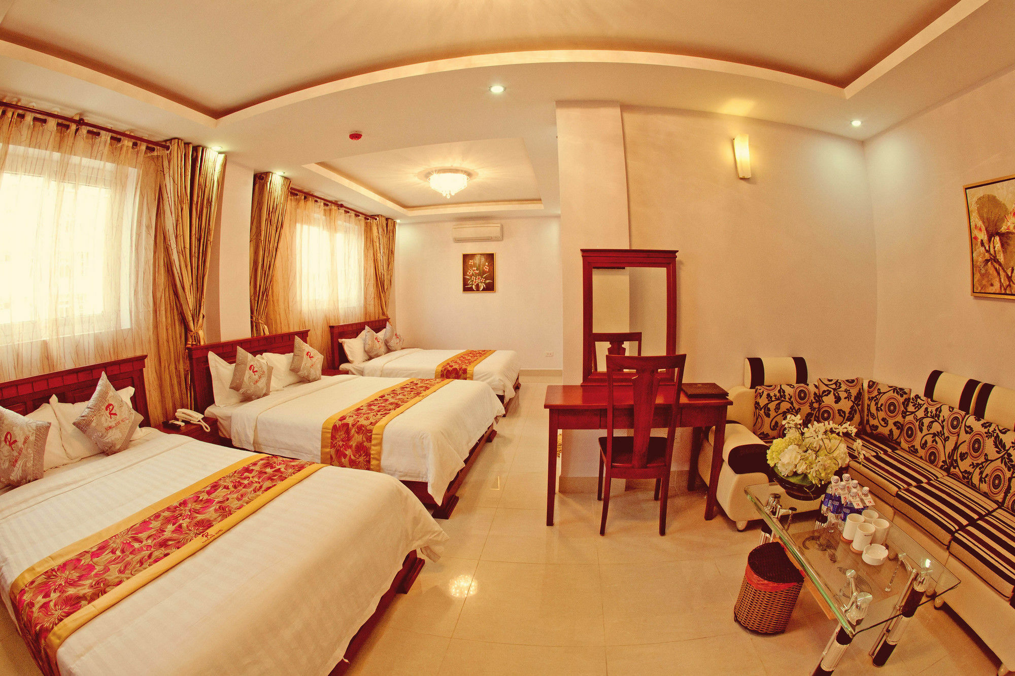 Hotel Romeliess