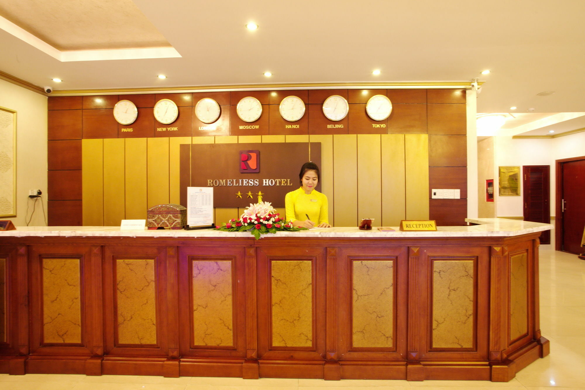 Hotel Romeliess 3*