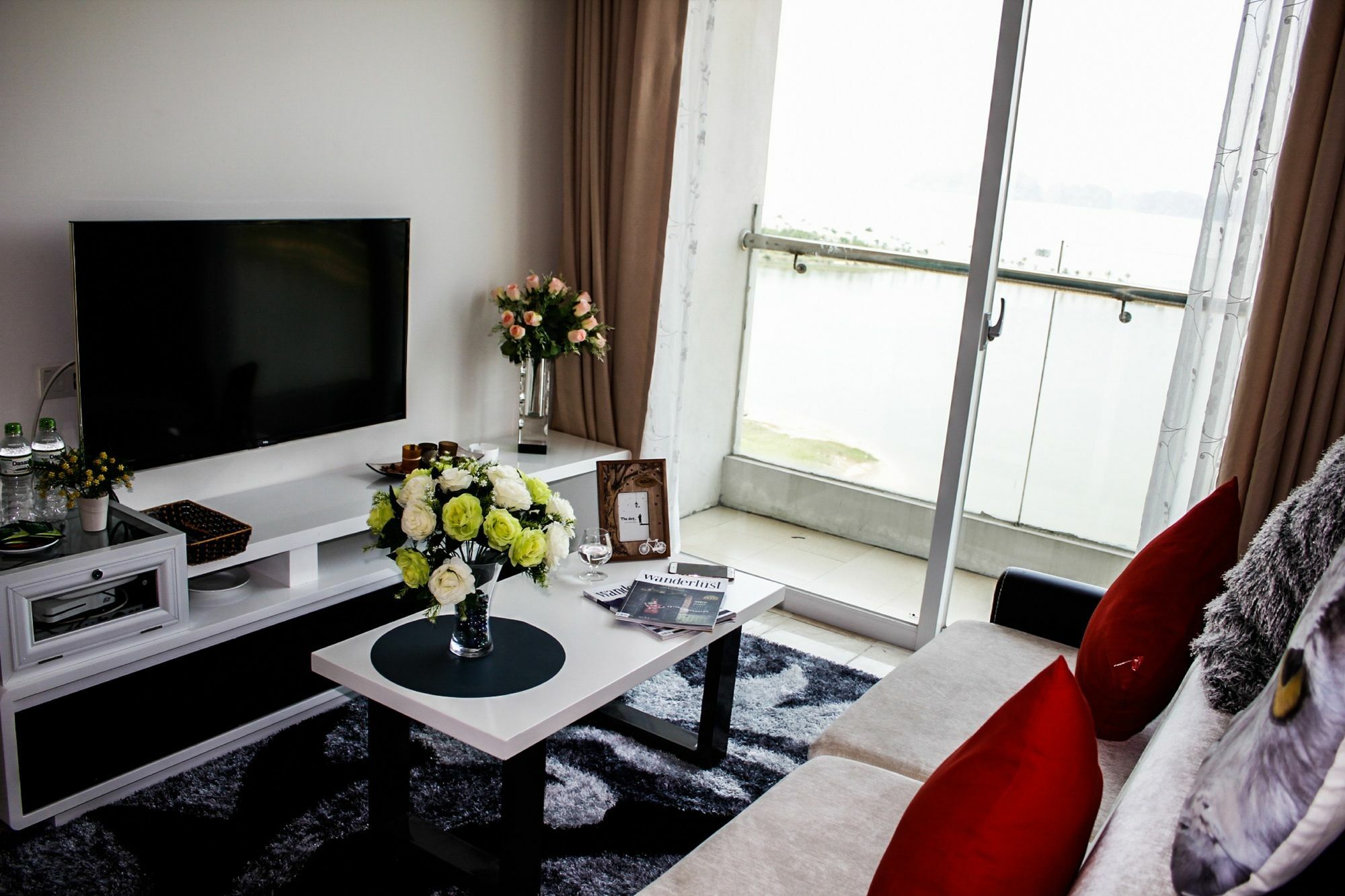 Maxshare & Serviced Hotel