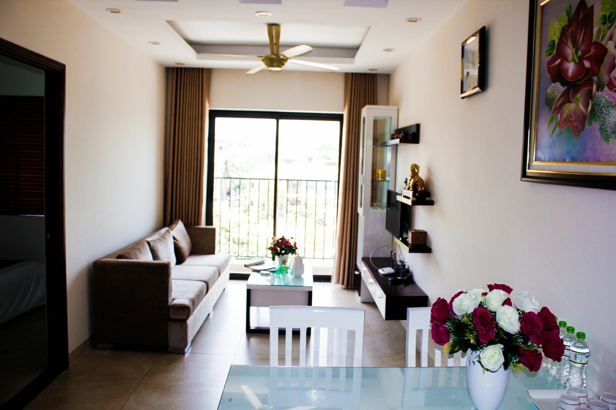 Maxshare & Serviced 3* Ha Long