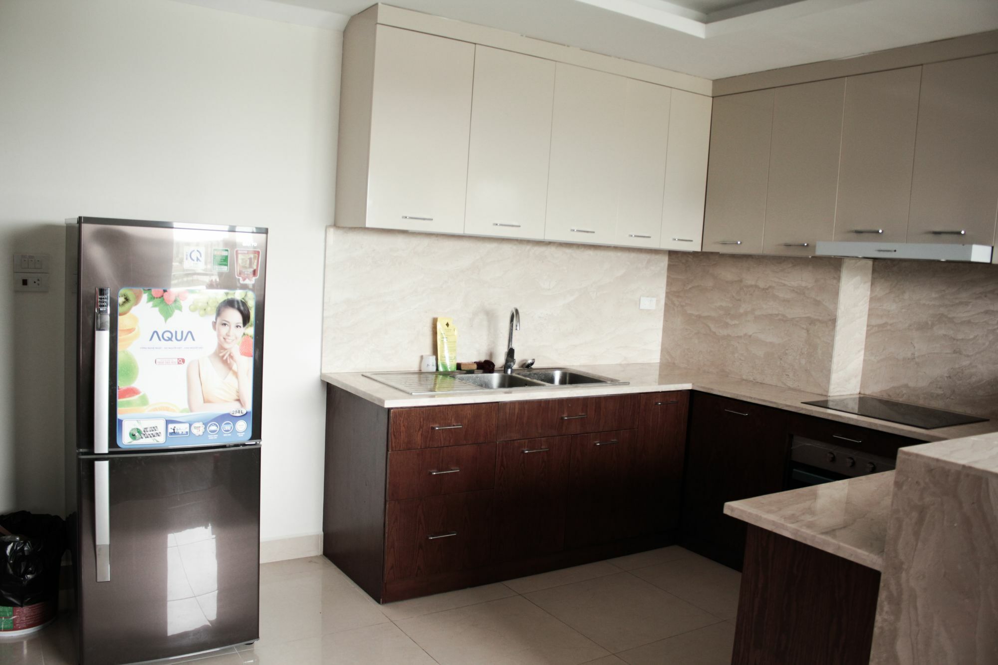 Maxshare & Serviced Ha Long