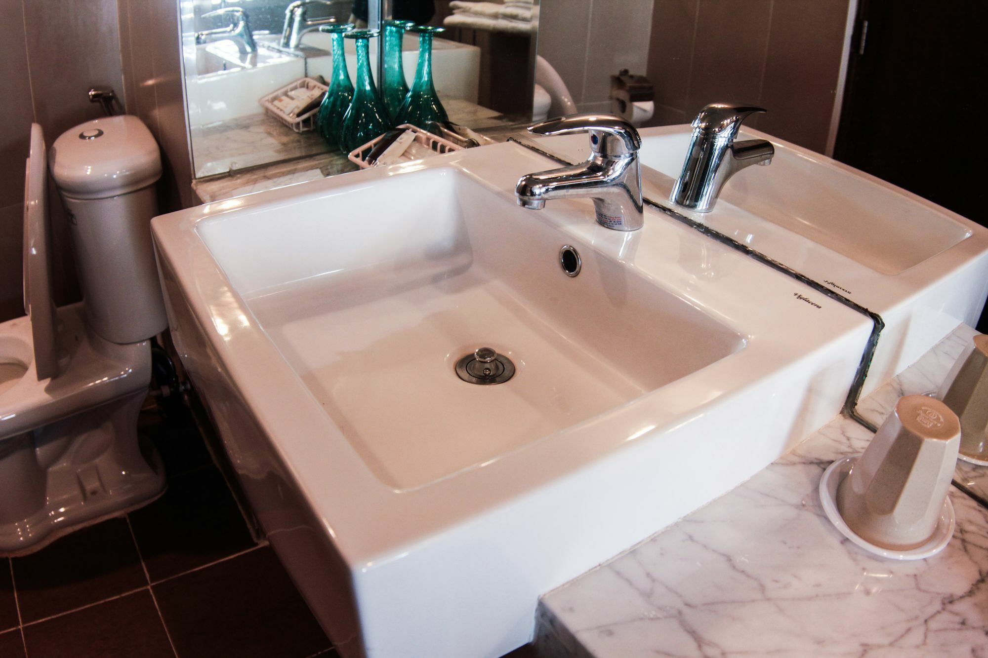 Maxshare & Serviced Hotel Ha Long