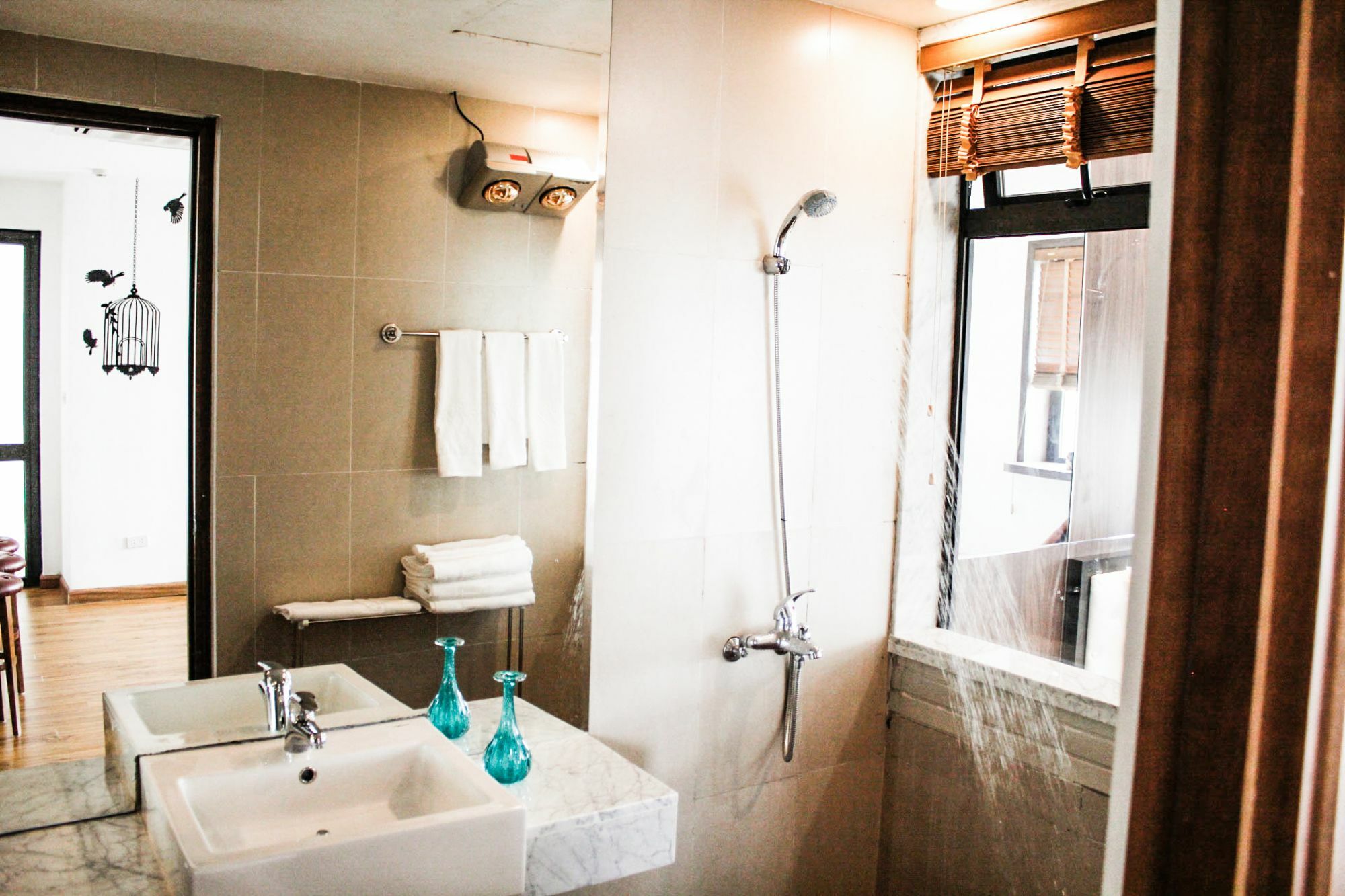 Hotel Maxshare & Serviced Ha Long