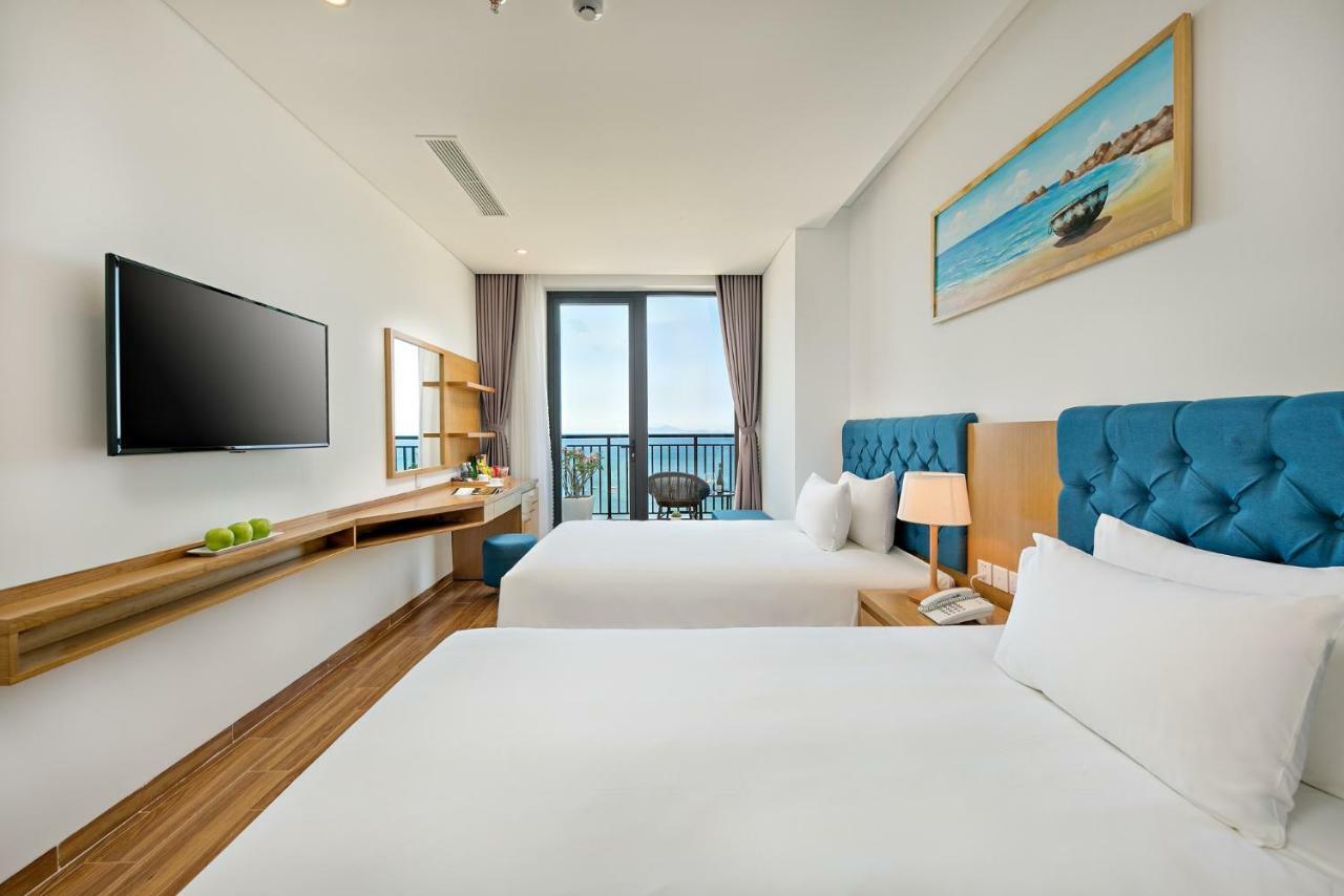Seashore & Da Nang