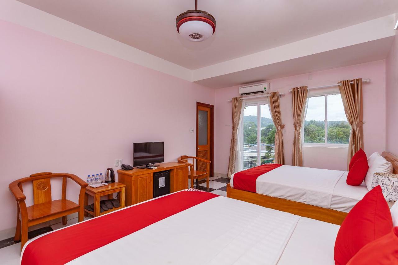 Amelia Hotel
