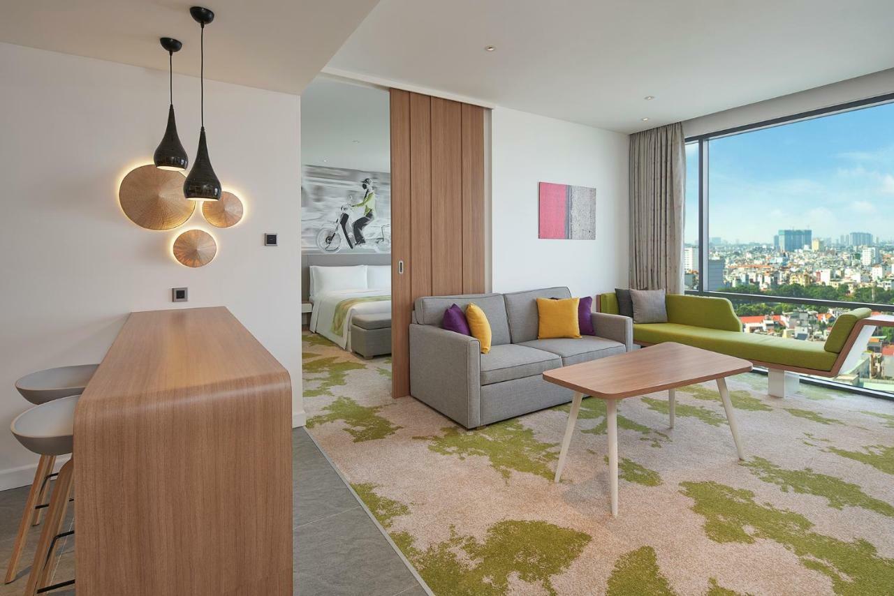 Hotel & Saigon Airport By Ihg Ho Chi Minh City