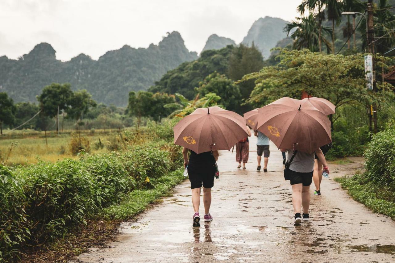 Heritage Line Ylang Cruise - Halong Bay & Lan Ha Bay 5*