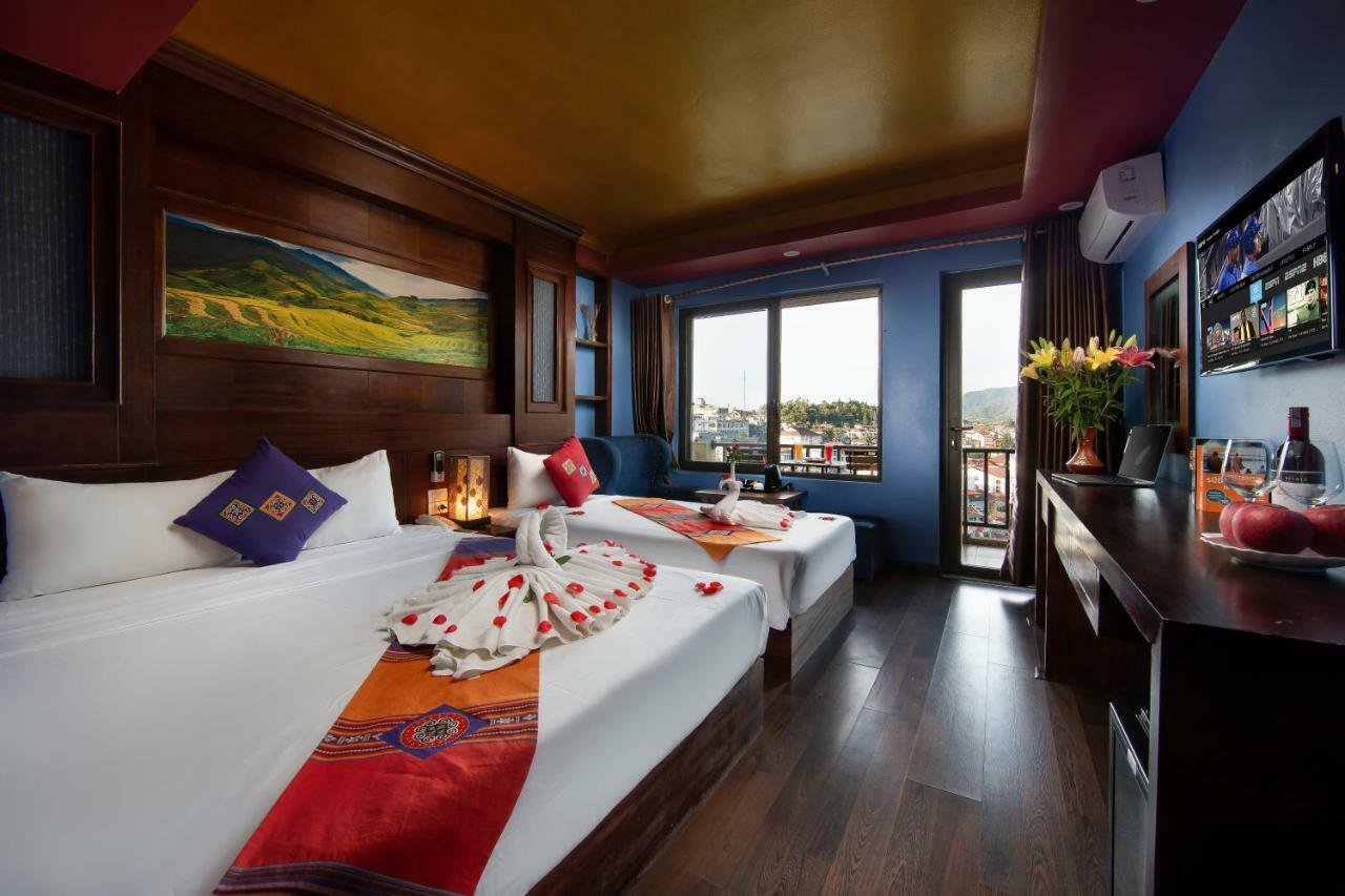 Khách sạn Saparis 3*