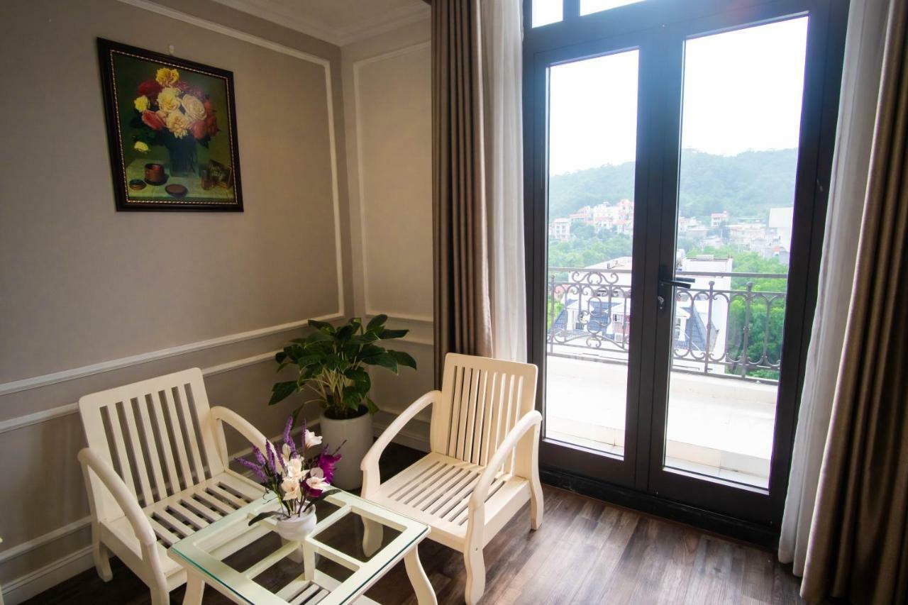 Ngoc Lan Hotel 3*