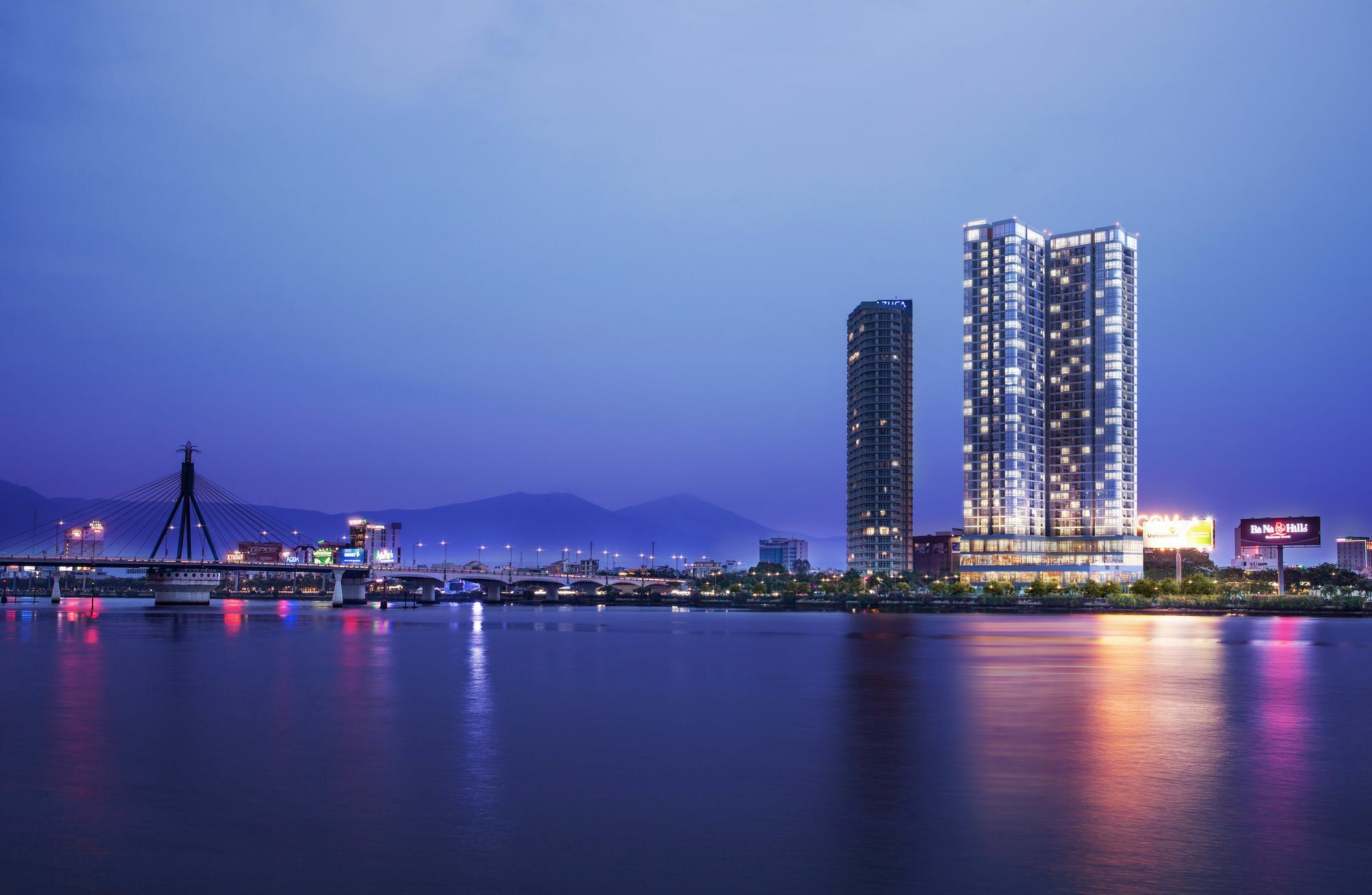 Melia Vinpearl Riverfront 5* Đà Nẵng