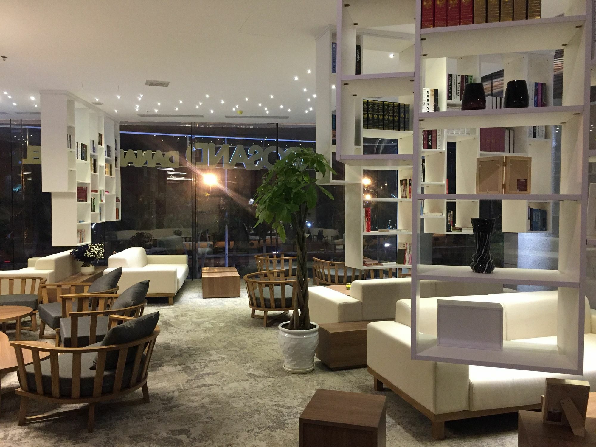 Belle Maison Parosand -managed By H&k Hospitality Hotel Da Nang