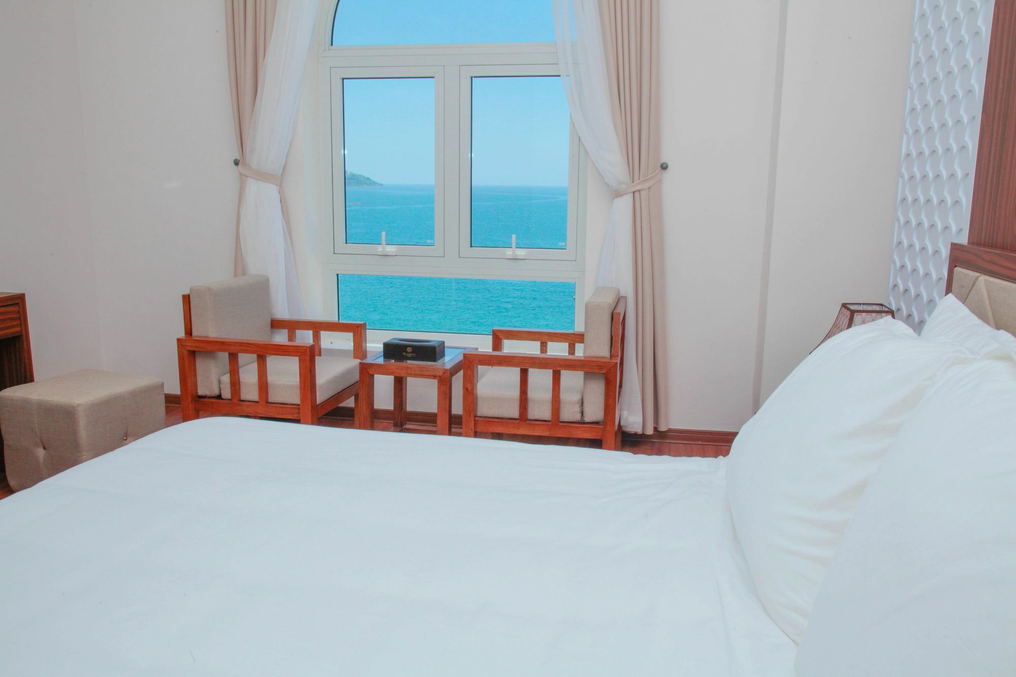 De Lamour Hotel