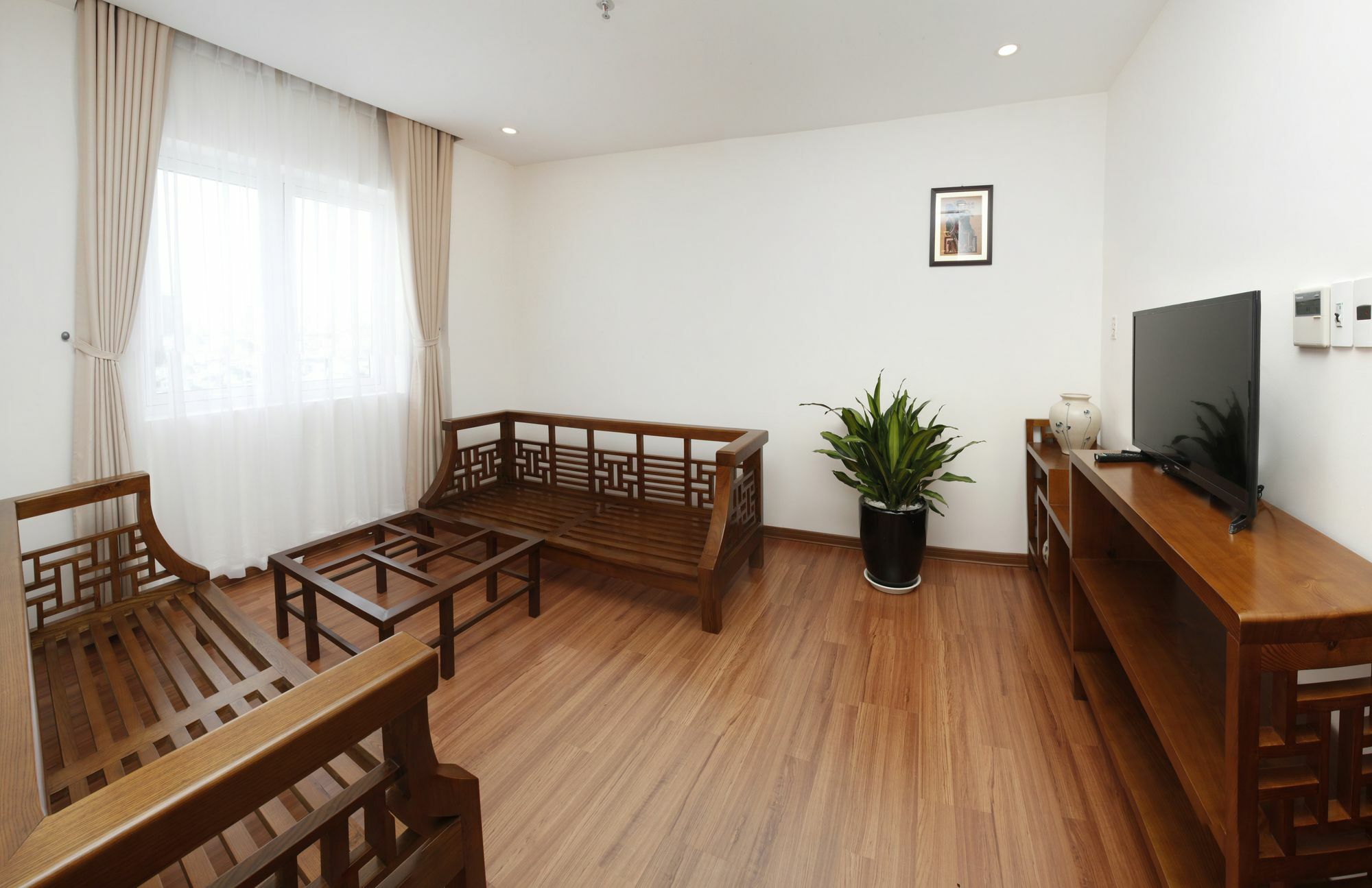 Hotel De Lamour 4*