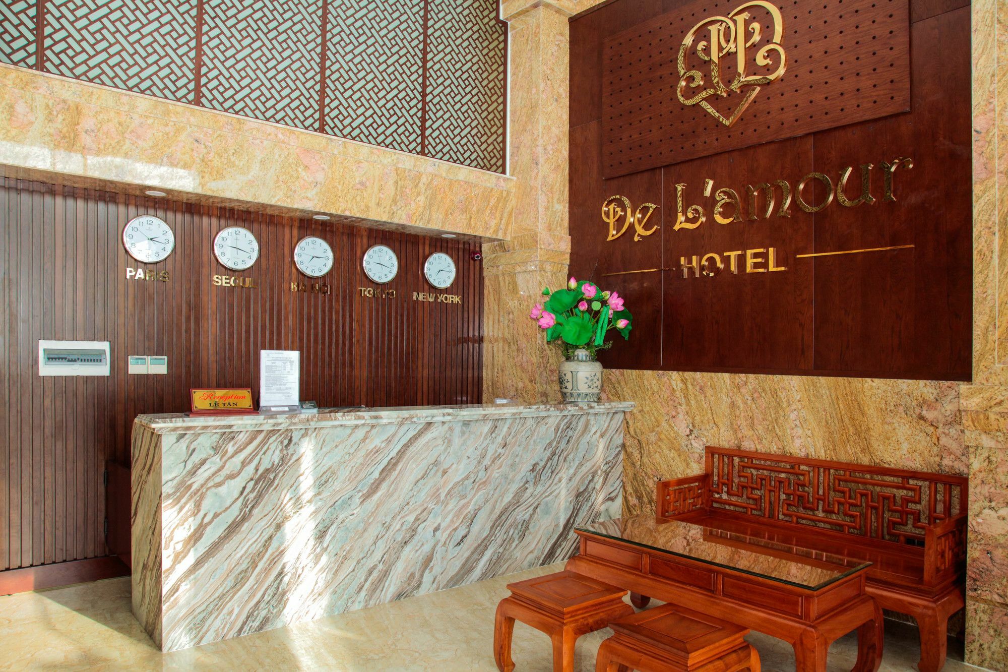 De Lamour Hotel