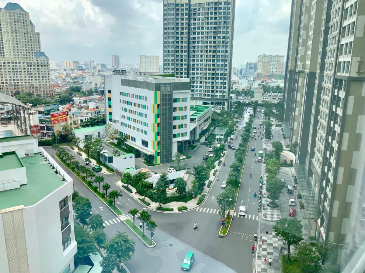 Căn hộ Luxhomes Saigon - Vinhomes Park *