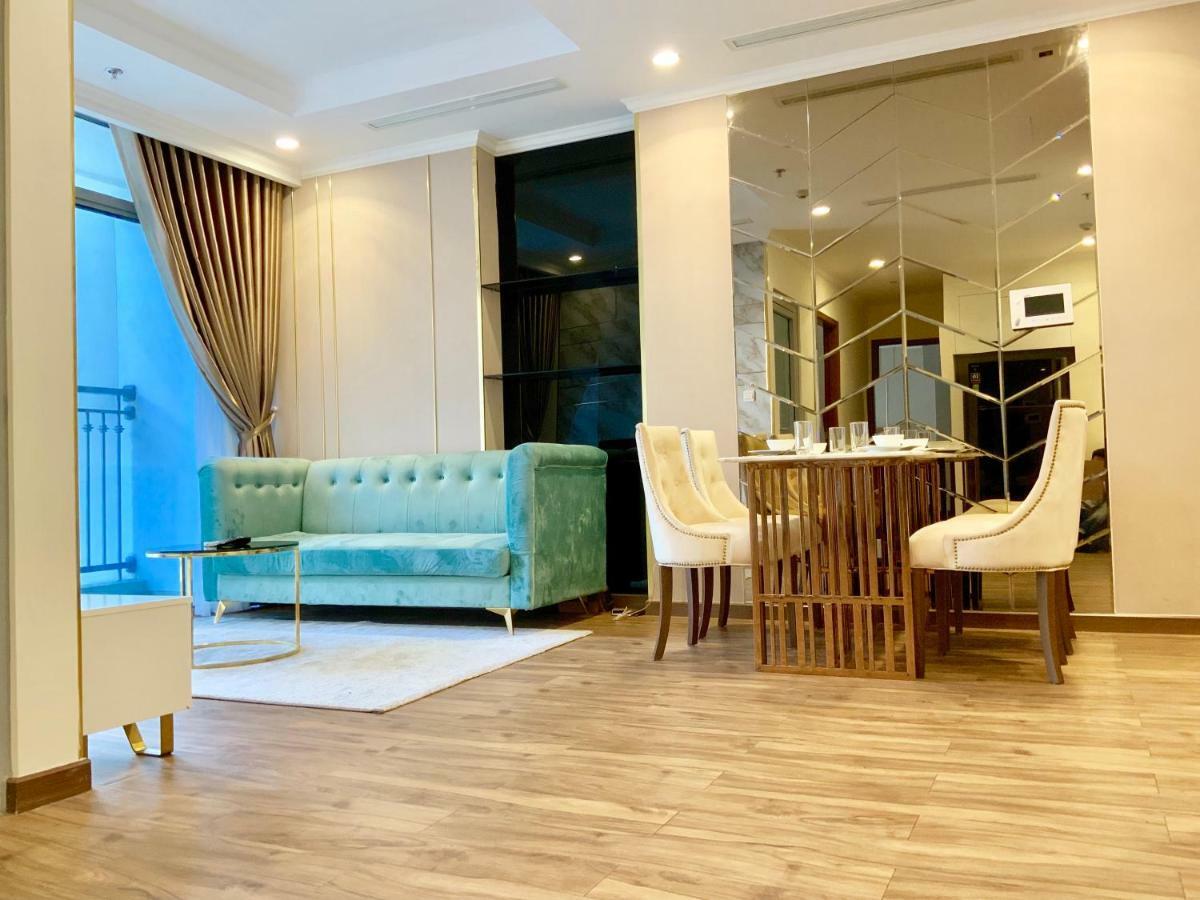 Căn hộ Luxhomes Saigon - Vinhomes Park *