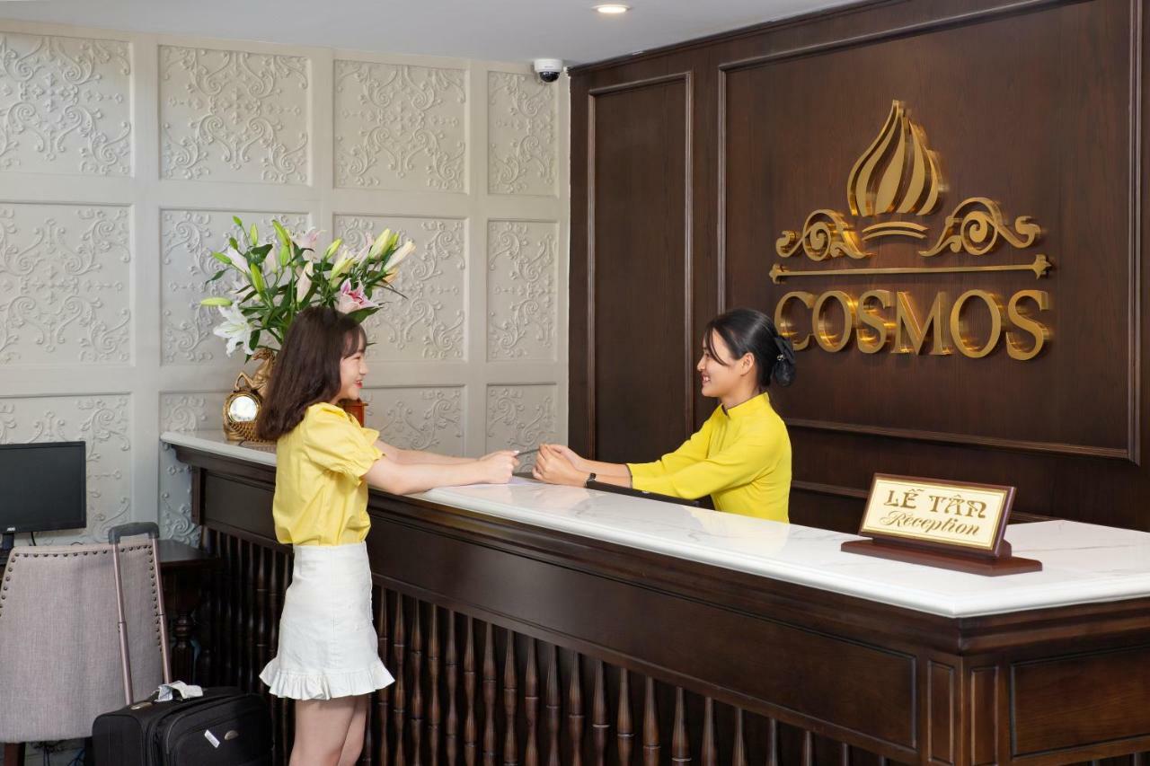 Hotel Cosmos 4*
