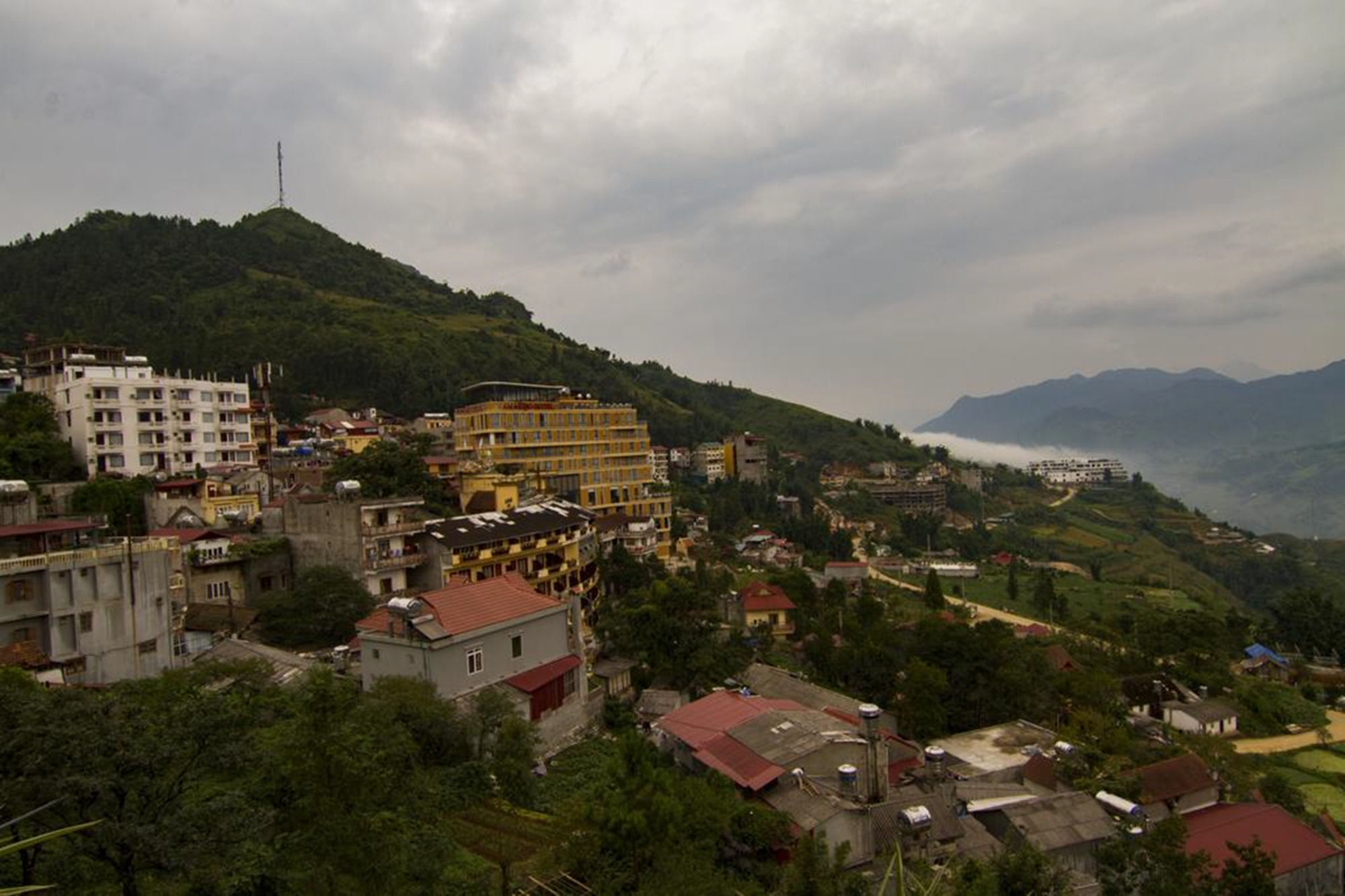 Unique Hotel 3*