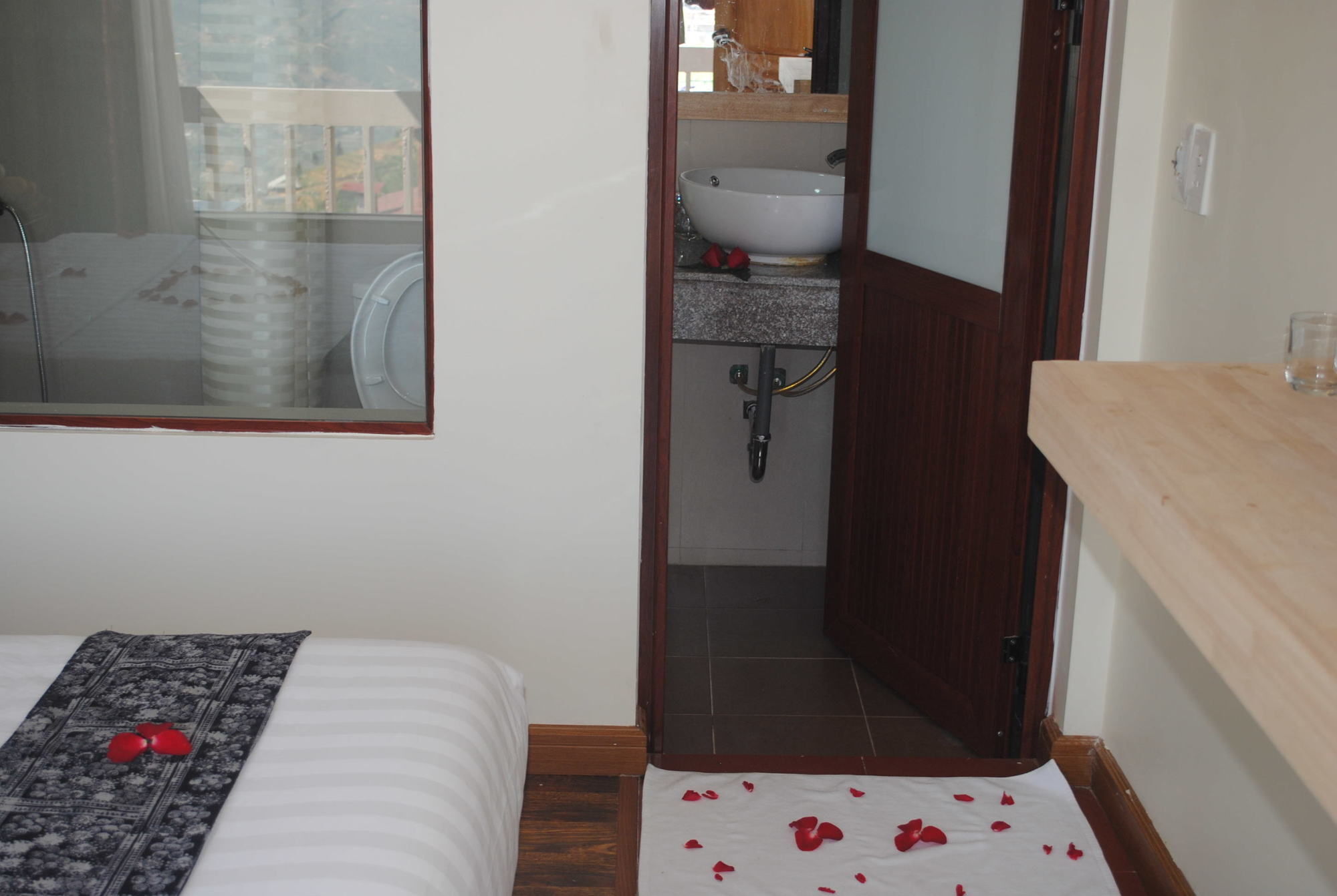 Botanic Hotel 2*