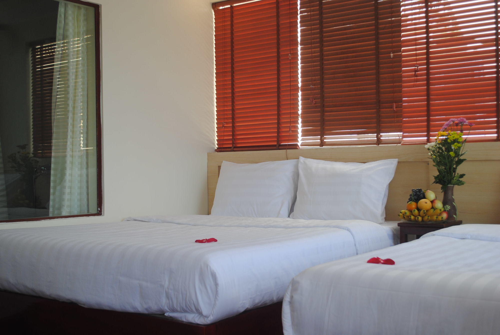 Botanic Hotel 2*