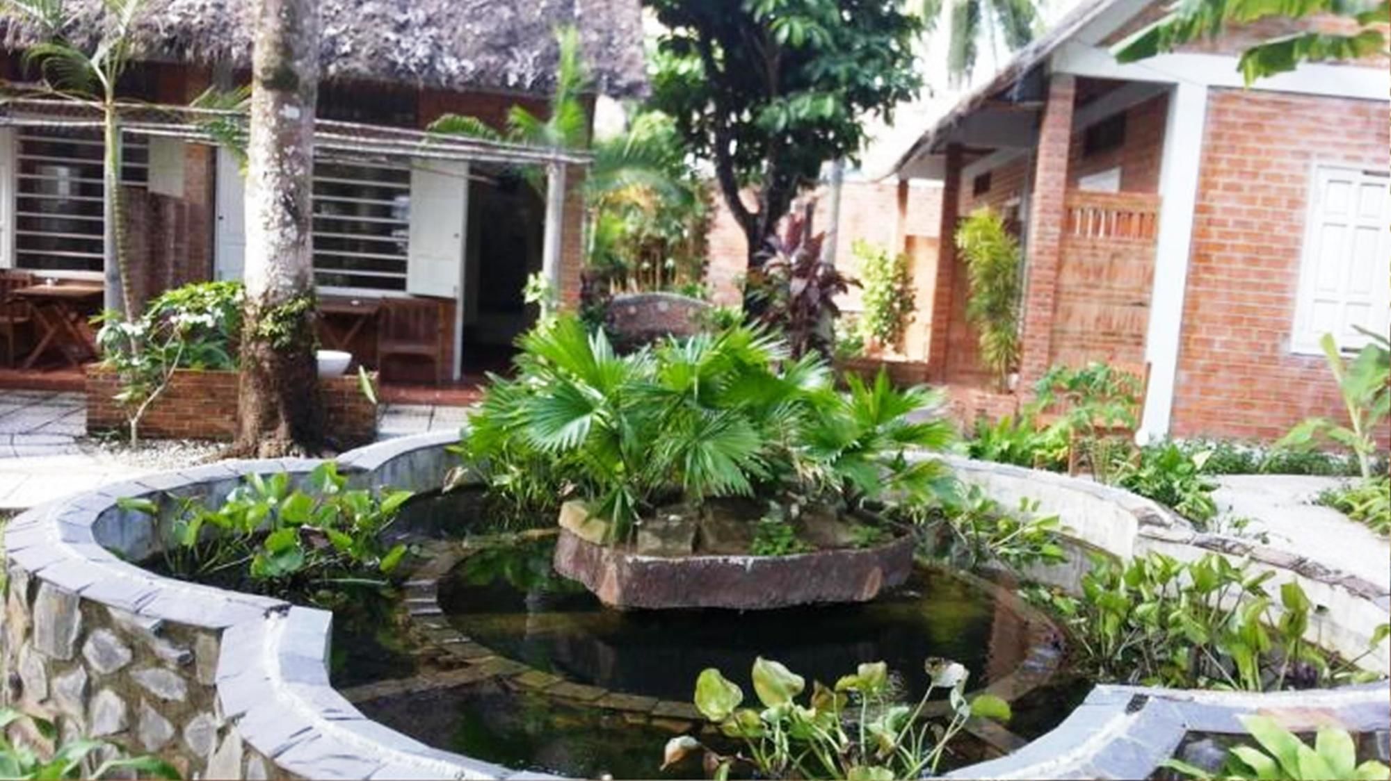 Song Xanh Hotel