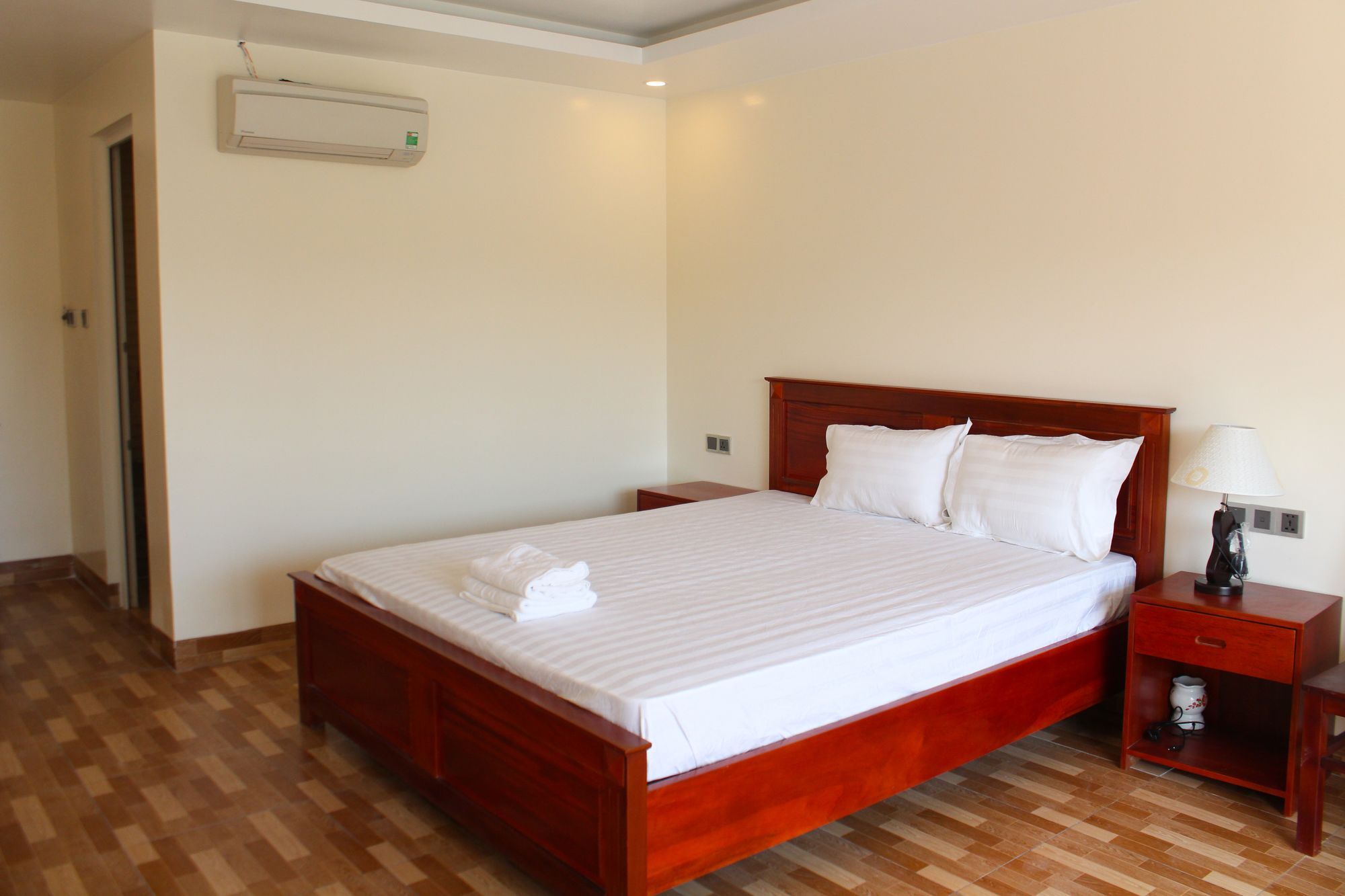 Phuong Binh House