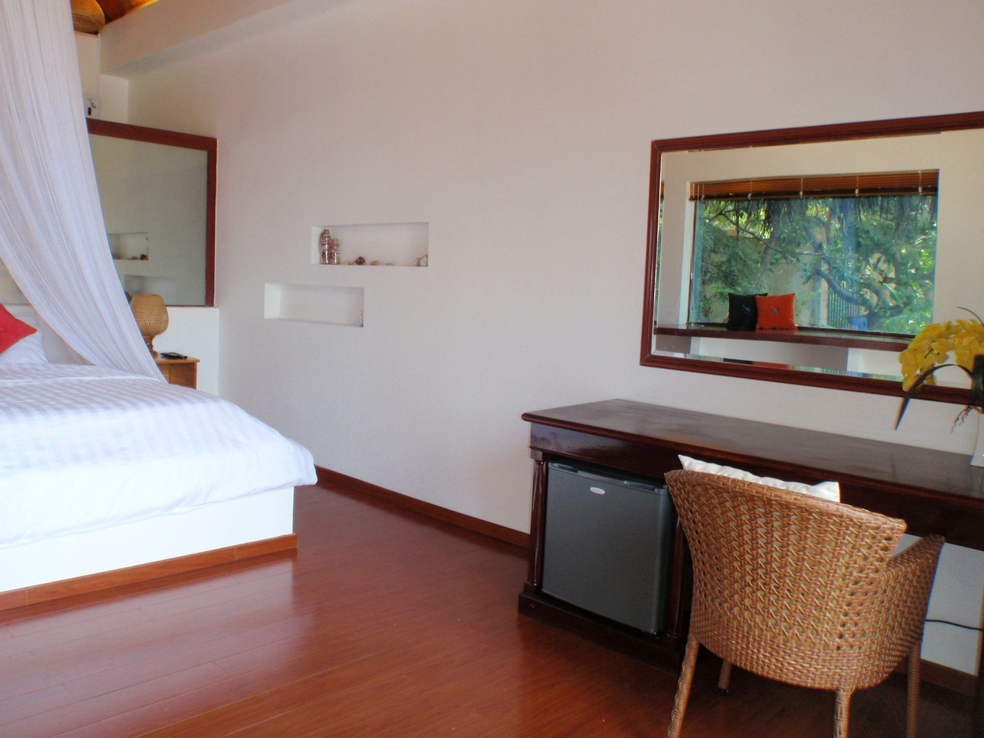 Rocks Boutique 4* Phu Quoc