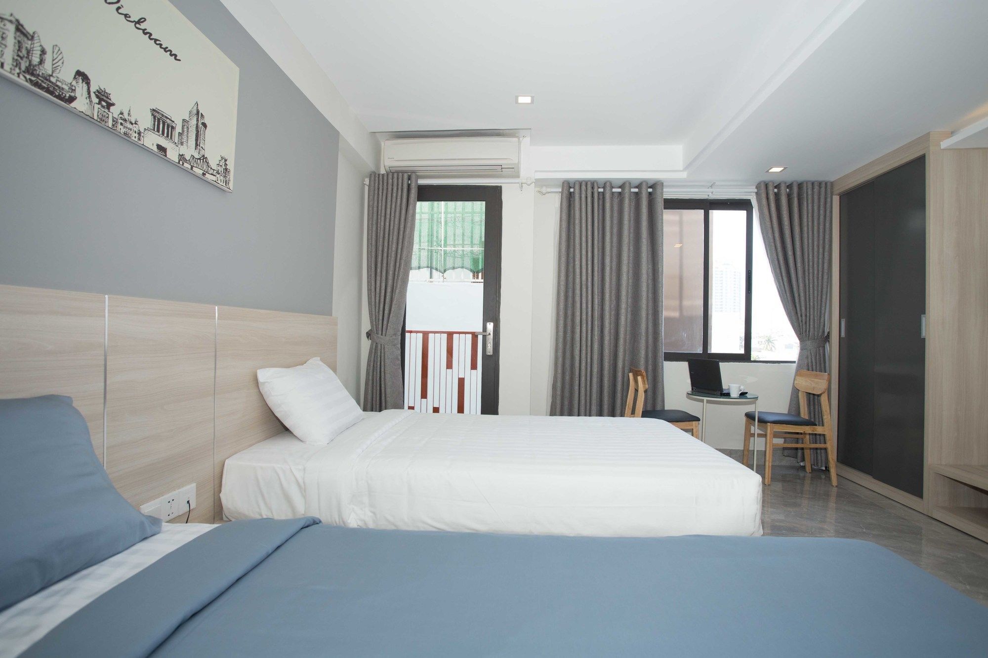 Hotel Moonlight Bay & Nha Trang
