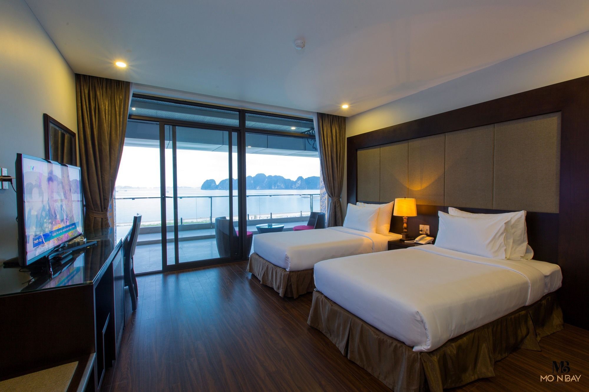 Hotel Moon Bay