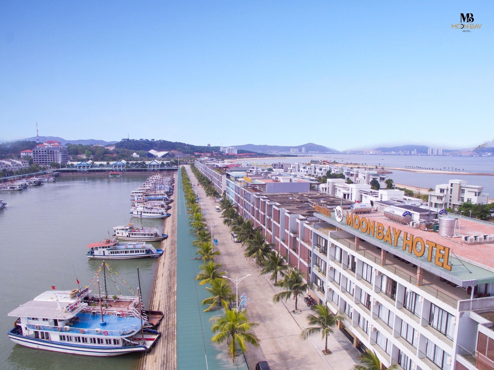 Hotel Moon Bay 3*