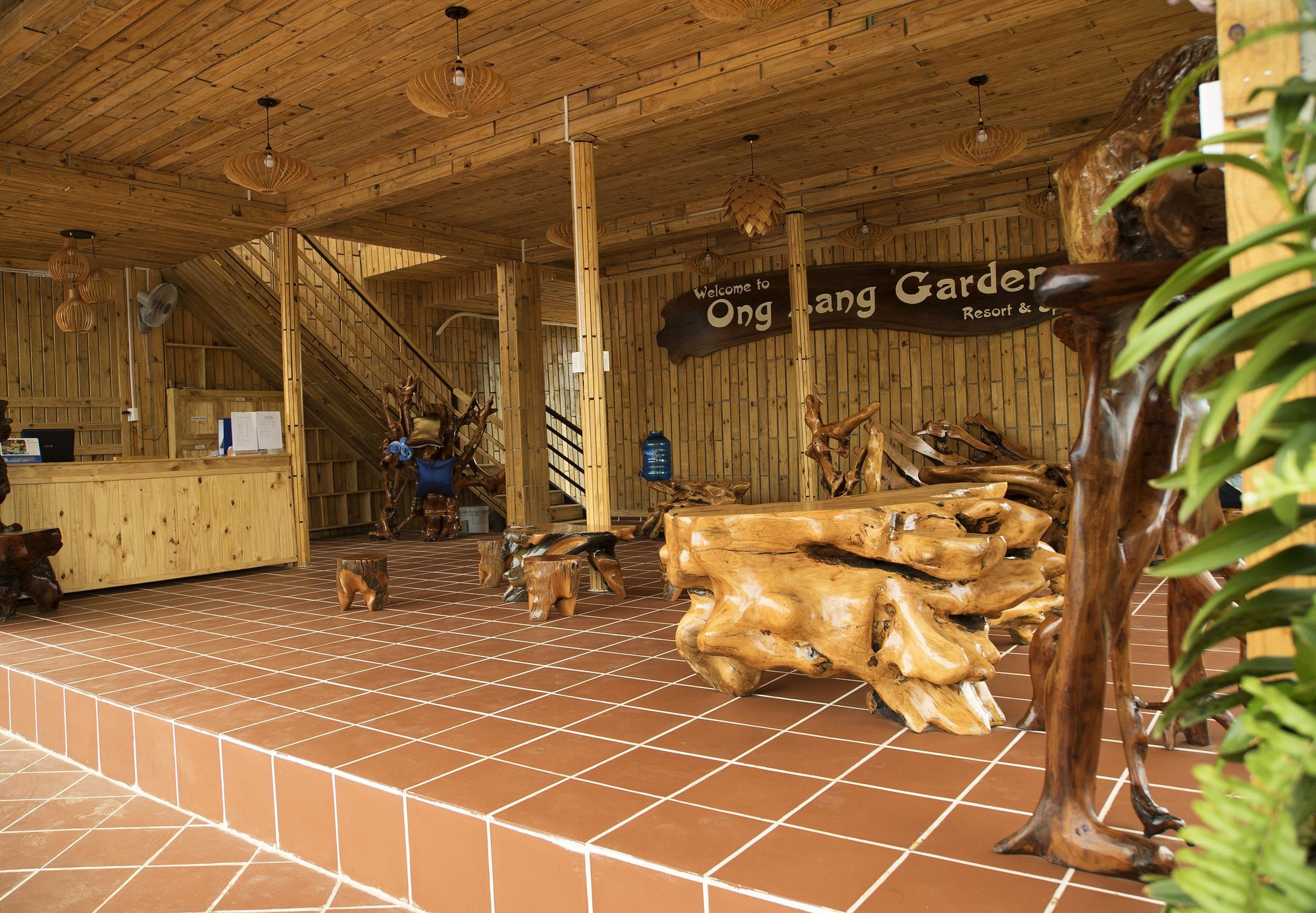 Khu nghỉ mát Ong Lang Garden