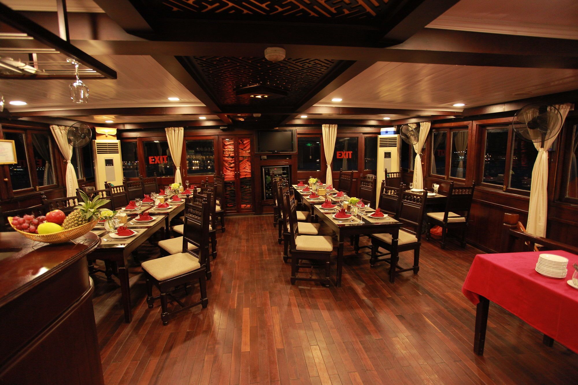  Halong Majestic Legend Cruise 4*