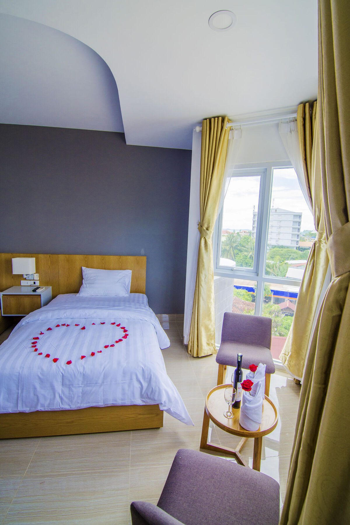 Sailing Hotel 3*