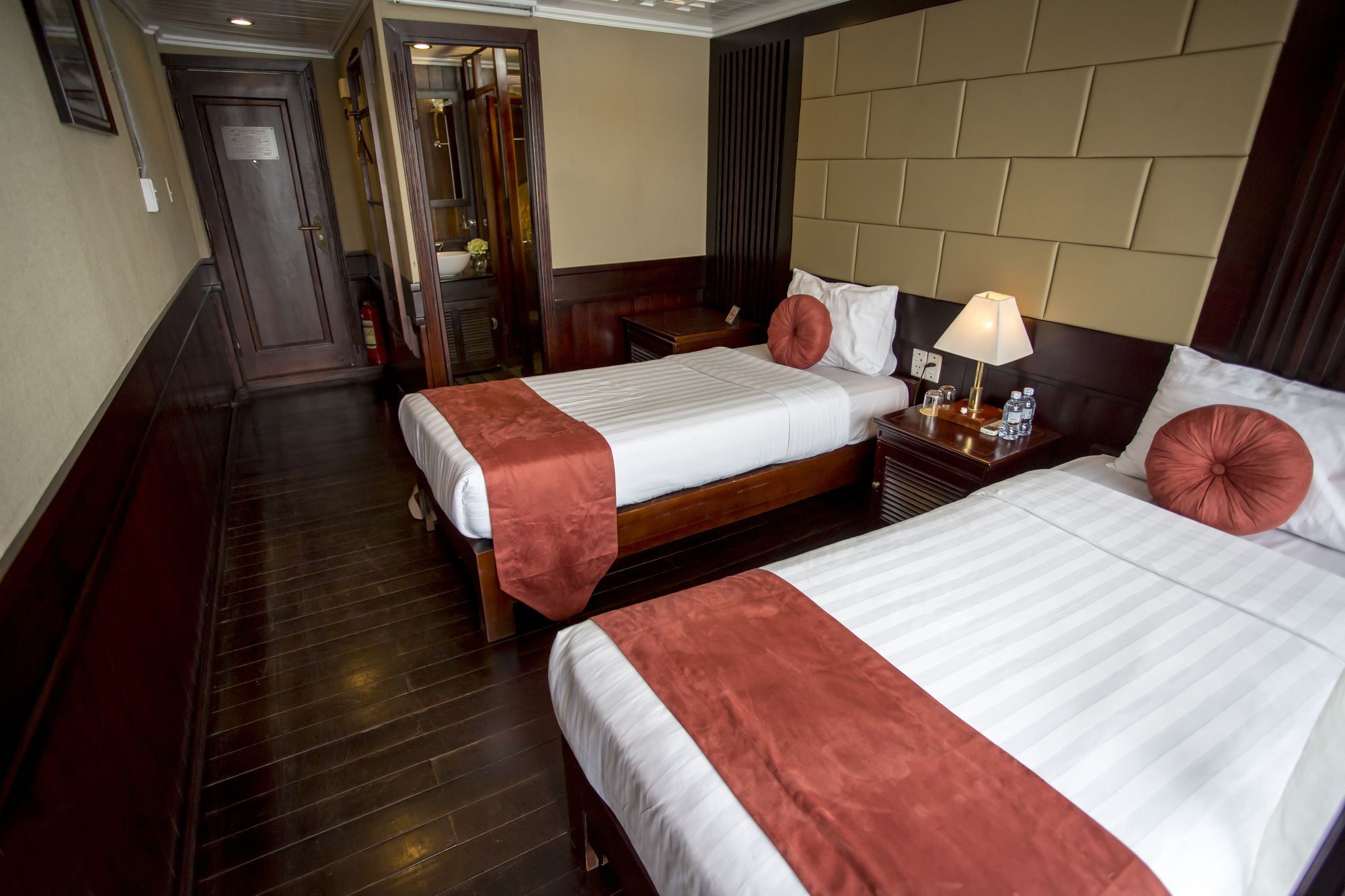 Halong Majestic Legend Cruise Ha Long
