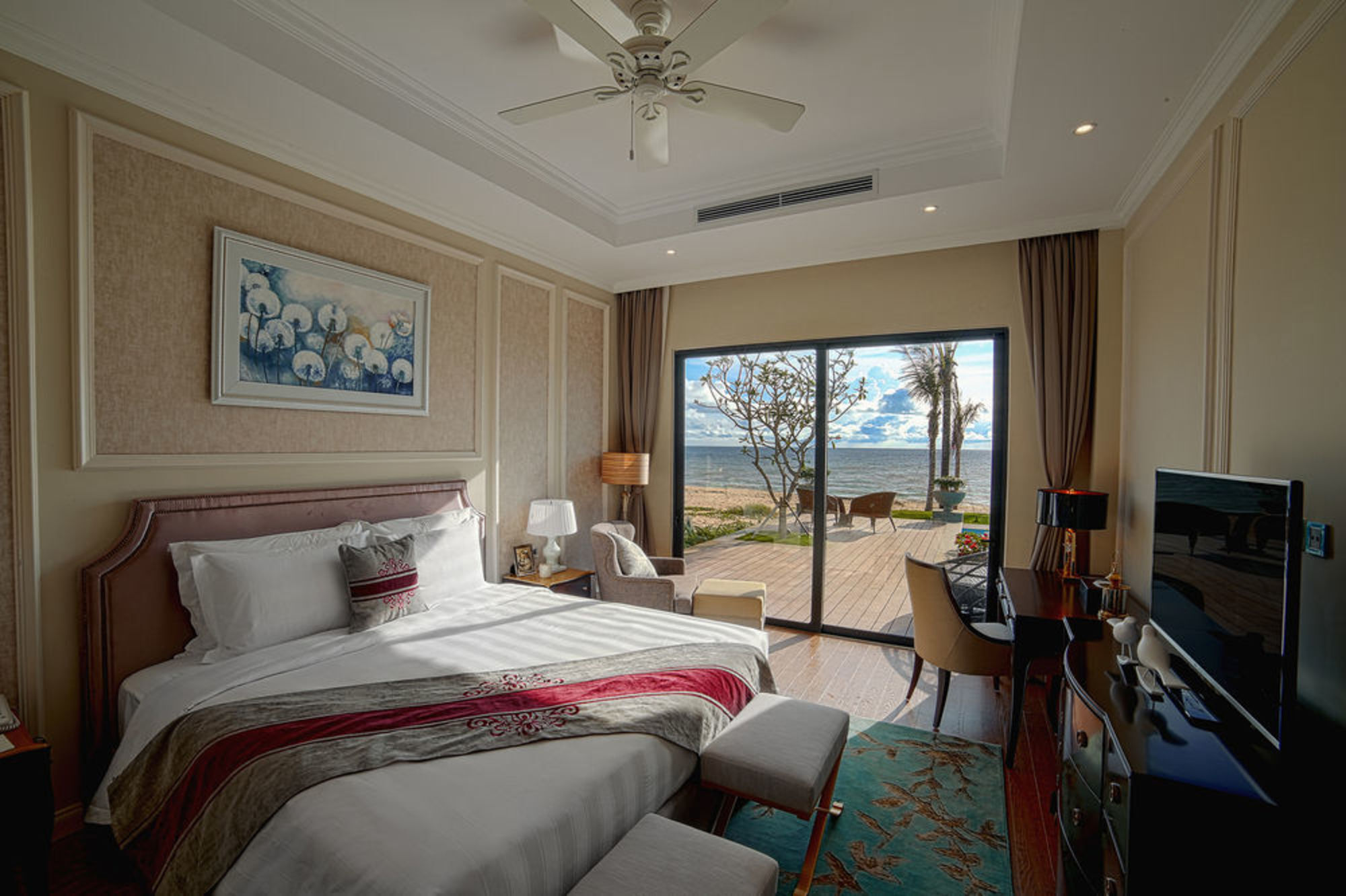 Vinpearl Discovery Greenhill Resort
