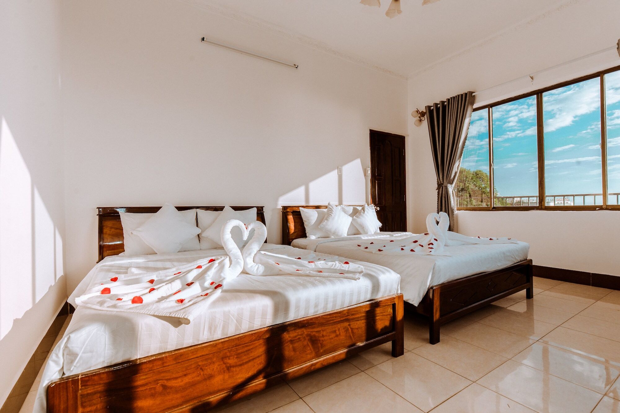Hotel Happy Forest 2*