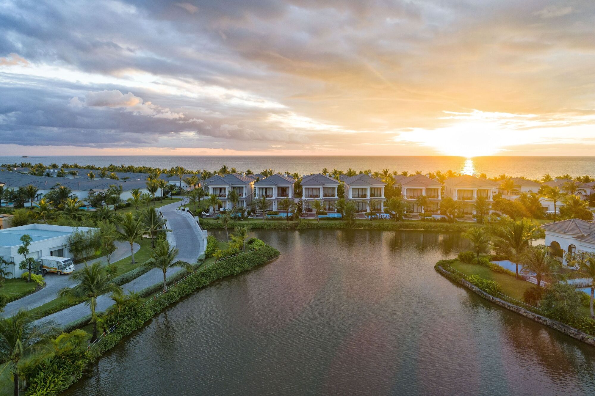 Vinpearl Discovery Greenhill 5*