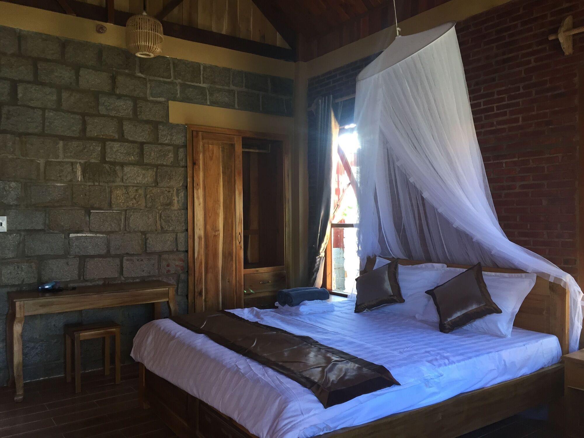 Island Resort Phú Quốc