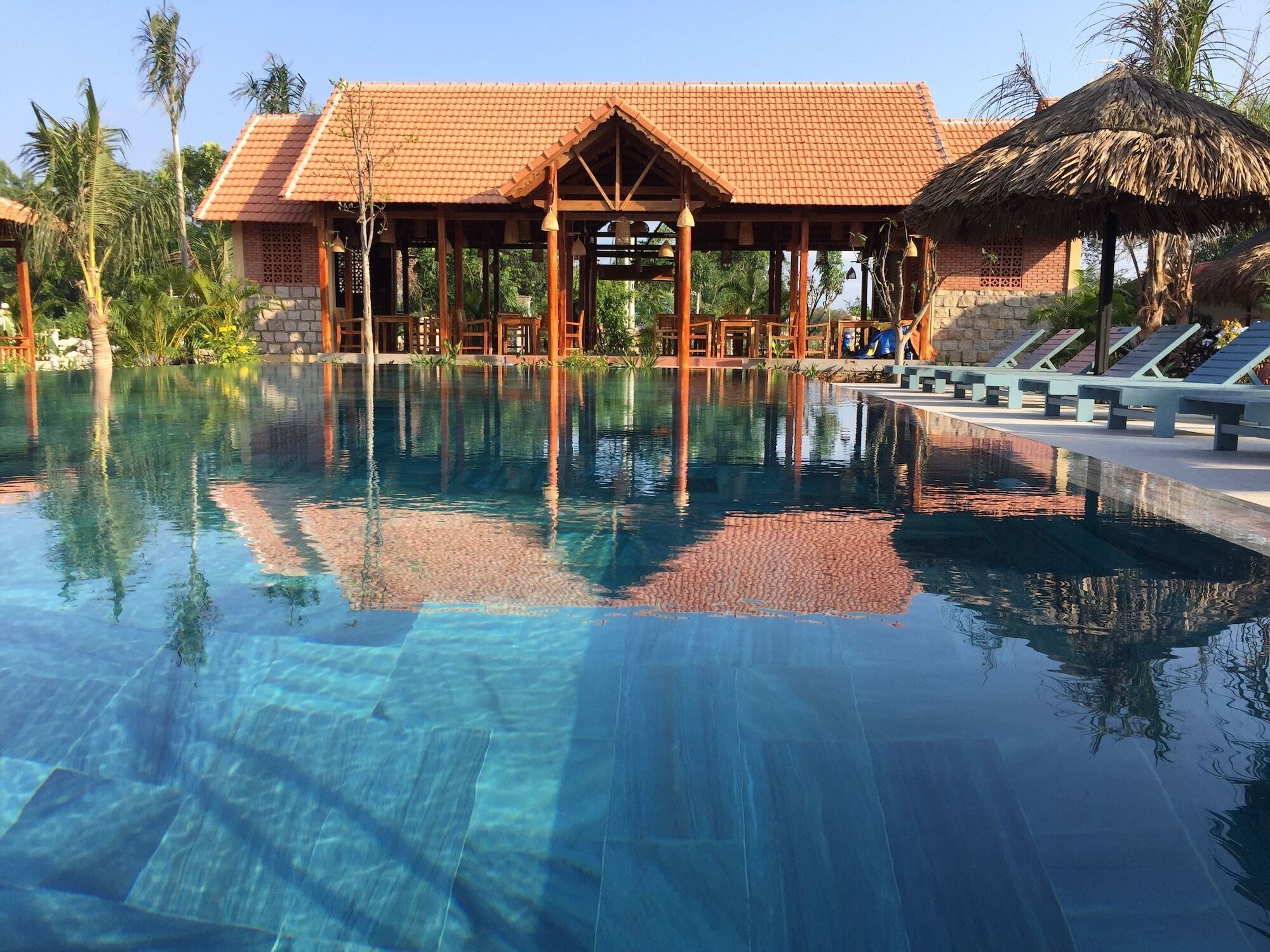 Island 3*