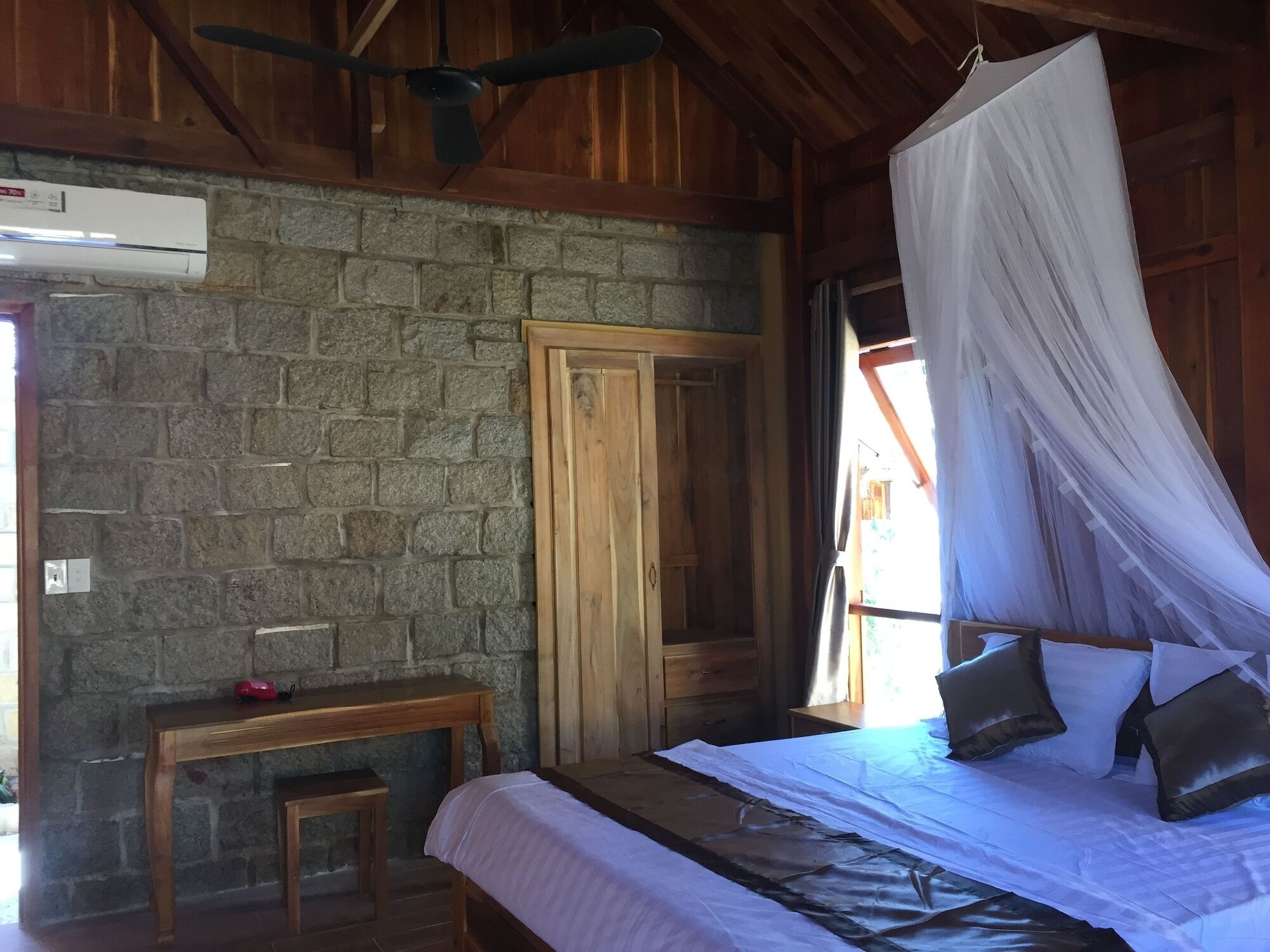 Island Resort 3*