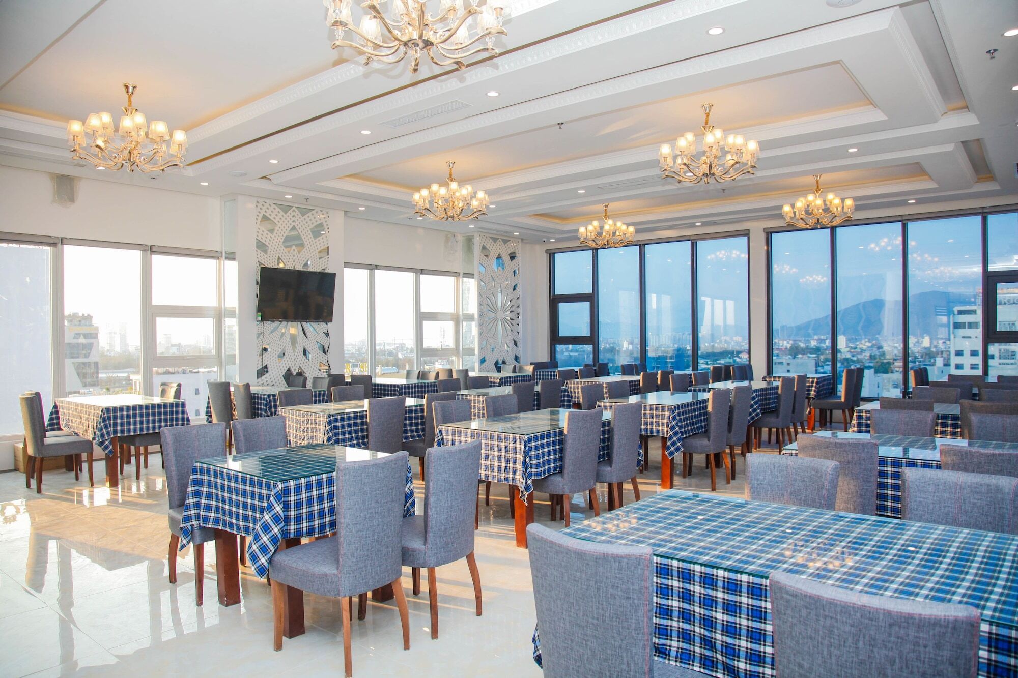 Golden Rose 4* Đà Nẵng