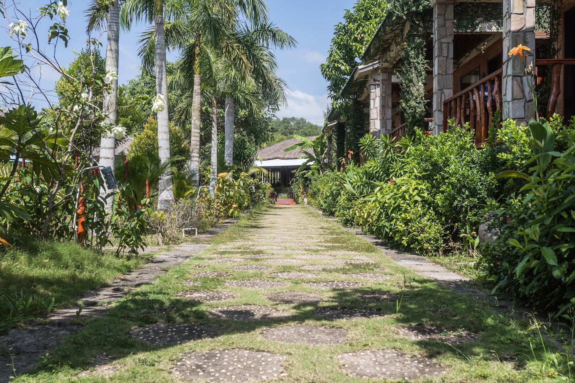 Hotel Village 3*