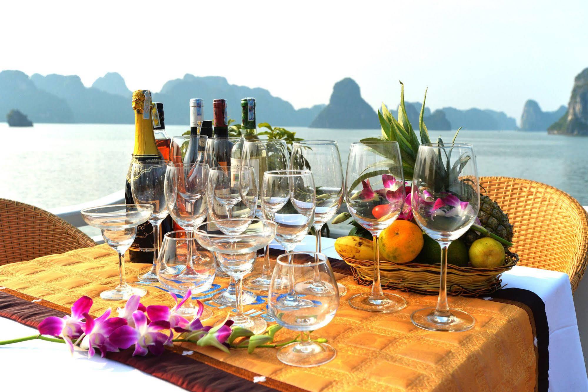 Majestic Halong Cruise  Ha Long