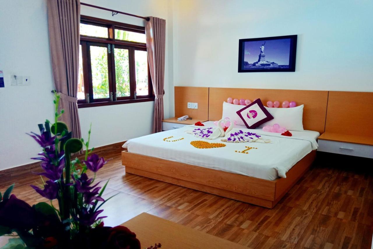 Resort Camellia &