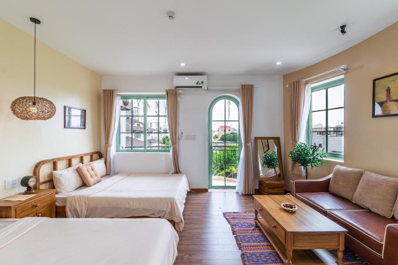 Nang House Homestay